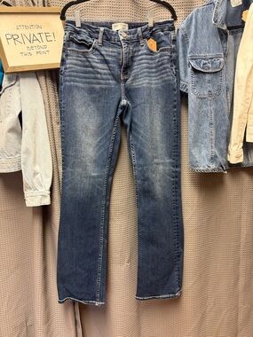 BKE Women's Boot Cut Jeans in Medium Blue Wash